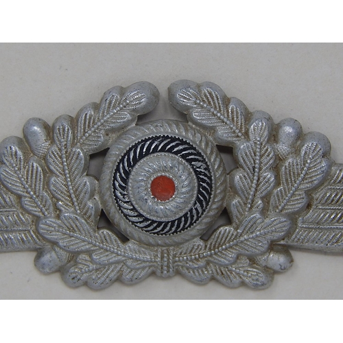 522 - WWII Luffwaffe General Visor Cap Wreath & Cockade.