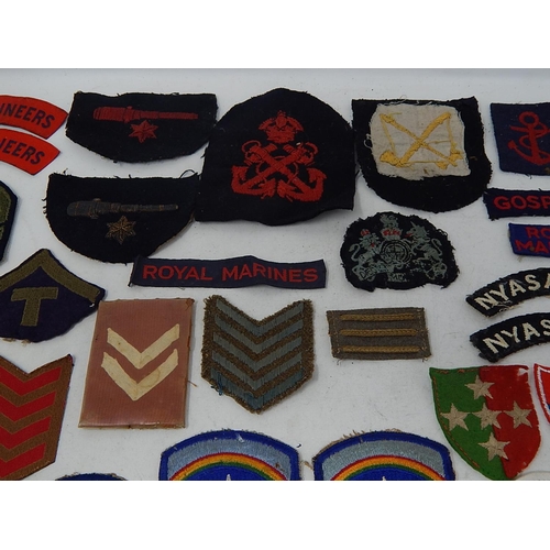 533 - Quantity of Military Badges (Lot)