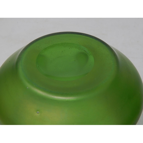 554 - Loetz Style Green Vase: Measuring 11cm diameter