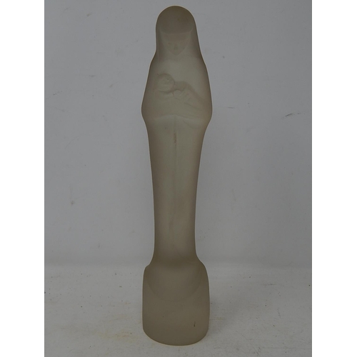 559 - 1930's Frosted Glass Figure of Madonna & Child: Moulded Signature: LEERDAM STEF UITERWAAL GSUL (Holl... 