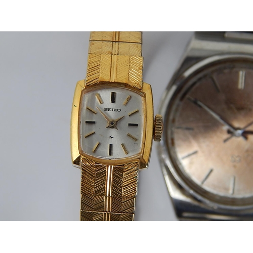 19 - 4 x Gentleman's & Ladies Wristwatches.