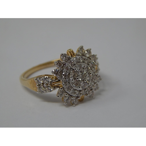 39 - 1.00ct Diamond Cluster Ring: Colour I/J: Internally Flawless: Set in 9ct Yellow Gold: Size N/O