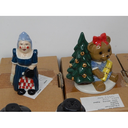 617 - Wade: Figures in Original Boxes Including Panto Dame, Mr & Mrs Snowman Salt & Pepper, Toybox Clown e... 