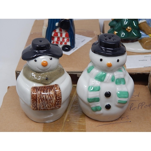 617 - Wade: Figures in Original Boxes Including Panto Dame, Mr & Mrs Snowman Salt & Pepper, Toybox Clown e... 