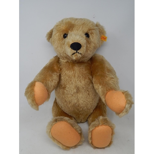 505 - STEIFF: Teddy Bear with Growler, Button in Ear & Tag: Height 48cm