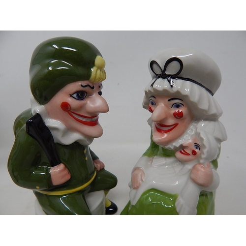 627 - WADE: Rare Green Punch & Judy: Measuring 15cm high