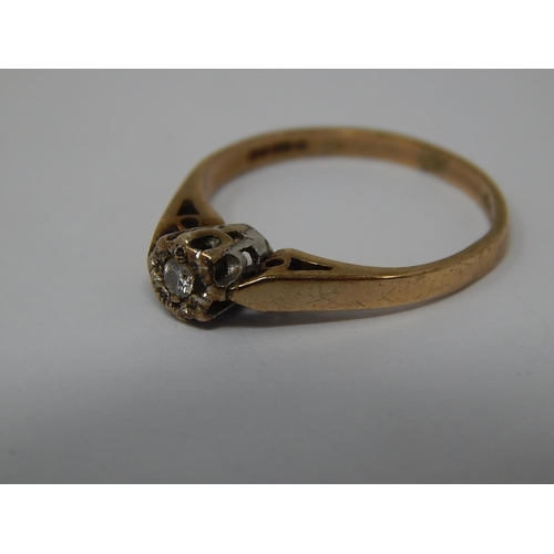 129 - 9ct gold vintage diamond solitaire cathedral setting ring. 732579