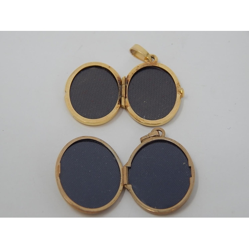 144 - 2 x 9ct Gold lockets: 8422