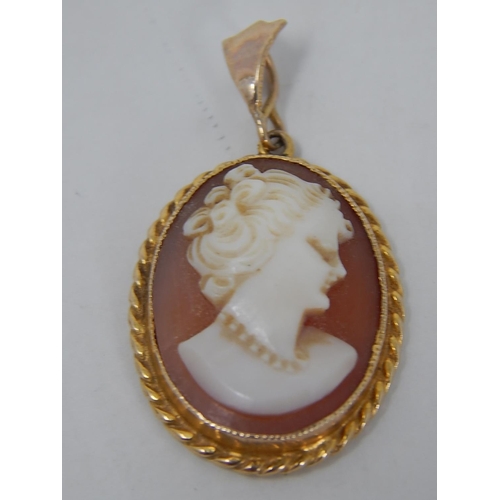 156 - 9ct gold vintage cameo ring and pendant: 7064