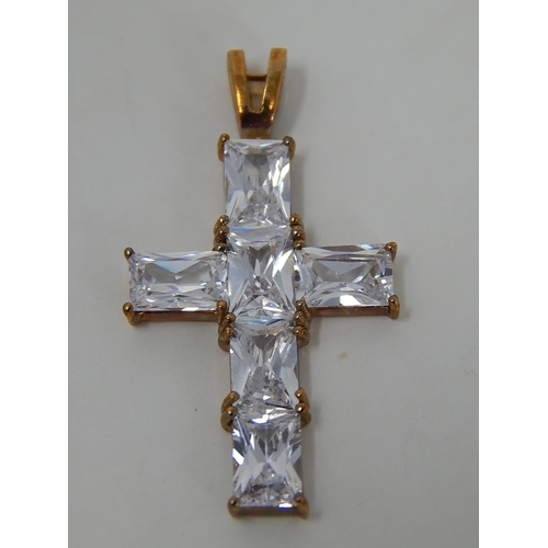 157 - 2 x 9ct Gold cross pendants 4007