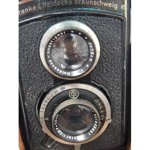 526 - Franke & Heidecke ROLLEICORD Camera in Original Tan Leather Case.