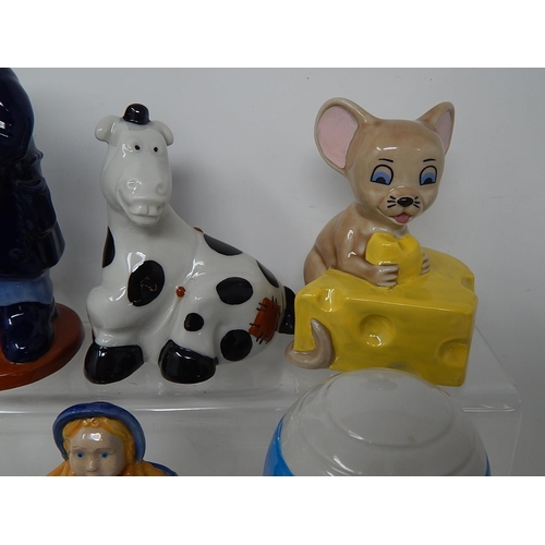 632 - WADE: Figures Including Dopey, Mother Goose, Daddy, Mummy & Baby Bear etc: Tallest 13cm: (10)