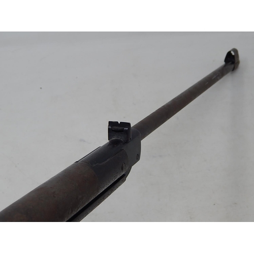 553 - Early C20th Air Rifle with Walnut Stock: Length 108cm