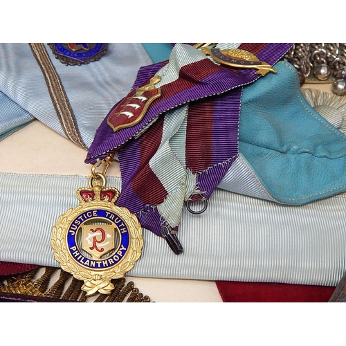 554 - Wooden Case Containing a Quantity of Masonic & Buffaloes Regalia, Jewels (4x Hallmarked Silver), Boo... 