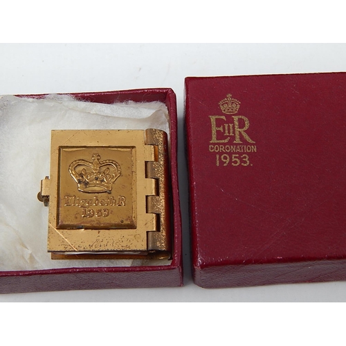 577 - QEII 1953 Coronation Miniature Book of Fold Out Photographs in original box together with a set of t... 