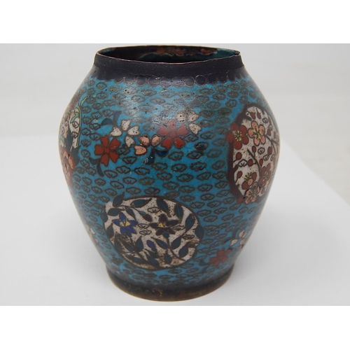 594 - Antique Cloisonne Vase: Measures 8cm high.