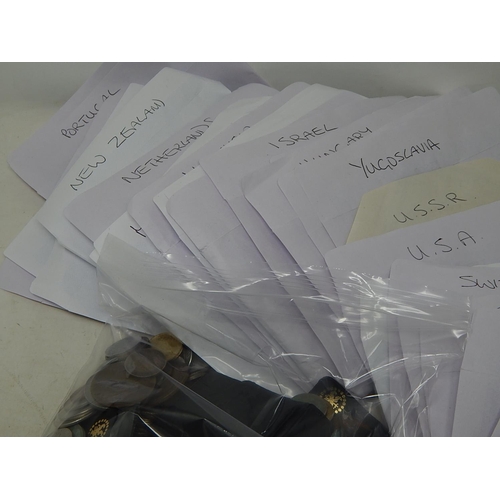 984 - Large Quantity of GB & World Coinage. Mainly Identified in Envelopes.