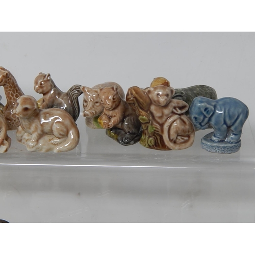 655 - Large Quantity of Wade Whimsies (lot)