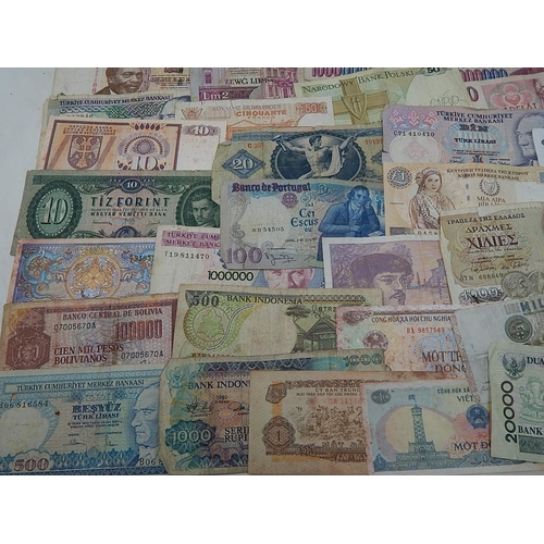 783 - World Banknotes from a Private Collection.