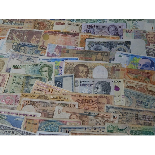 790 - World Banknotes From a Private Collection.