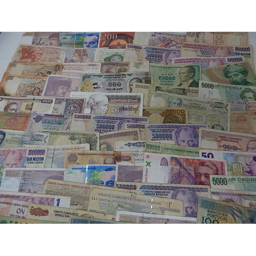 791 - World Banknotes From a Private Collection.