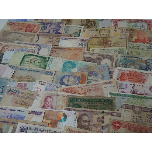 797 - World Banknotes From a Private Collection.