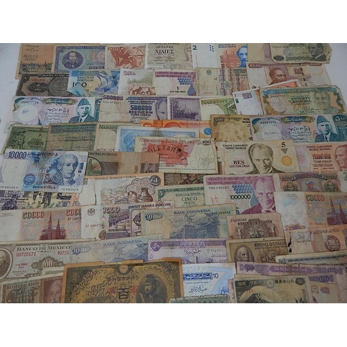 776 - World Banknotes from a Private Collection.