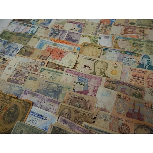 776 - World Banknotes from a Private Collection.