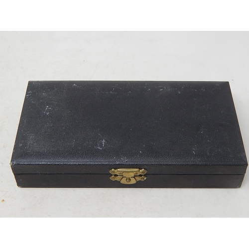 259 - ENGELHARD 1 Kilo Silver Ingot .999: Serial No: P18274 in Fitted Case of Issue.