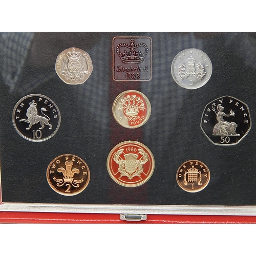 820 - UK Proof Set 1974, 1975, 1976, 1977, 1978, 1986 all about as struck and housed in original Royal Min... 