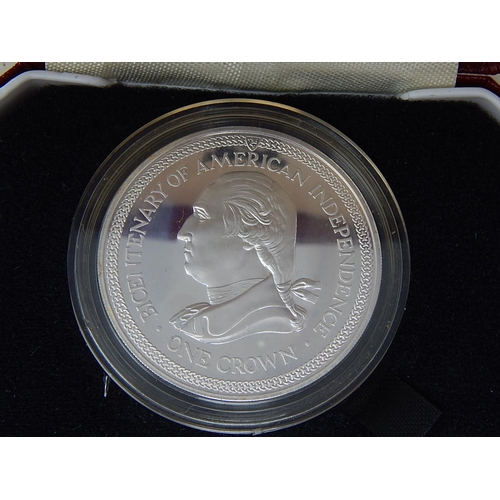 821 - 1996 Commemorative Five Pound coins(4); Isle of Man 1976 Silver Proof Crown; 1972 Bahamas Silver Dol... 