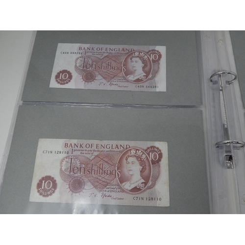 899 - Folder Containing 14 Ten Shilling Banknotes, £1 Note & Armed Forces £1 Note.