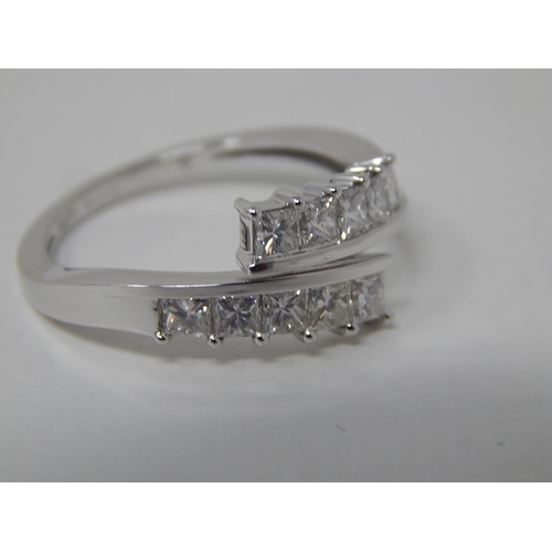 280 - Platinum Set 1.00ct Diamond Crossover Ring: The Diamonds G/H VS1: Ring Size P/Q: Platinum Weight 4.8... 