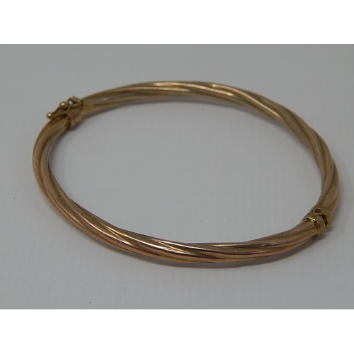 287 - 9ct Yellow Gold Bangle: Weight 4.7g