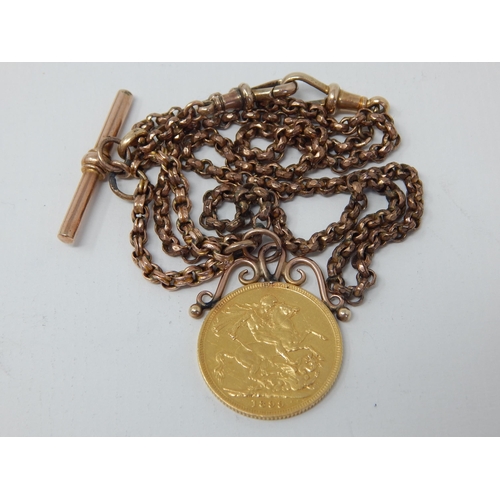 Victorian Full Gold Sovereign 1899 with Attached Loop on 9ct Gold Fob Chain with T-Bar & Clips: Gross weight 24.1g