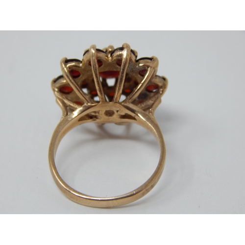 27 - Edwardian 9ct Gold Ring Inset with Bands of Garnets: Ring Size L