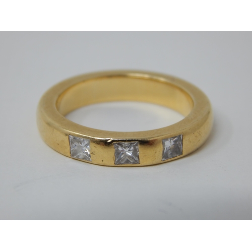 29 - Heavy 18ct Yellow Gold Ring Inset with Three Good Diamonds estimated @ 0.75cts: Ring Size M: Weight ... 