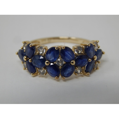 47 - 9ct Yellow Gold Ring Set with 2.75cts of Sapphires & 0.50cts of White Zircons: Ring Size N/O