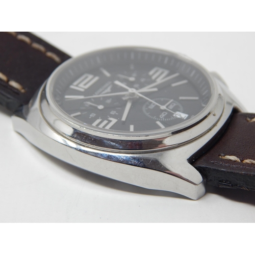 56 - Gentleman's Longines Chronometer Wristwatch, Serial No: 33778135 with Date Aperture Subsidiary Dials... 