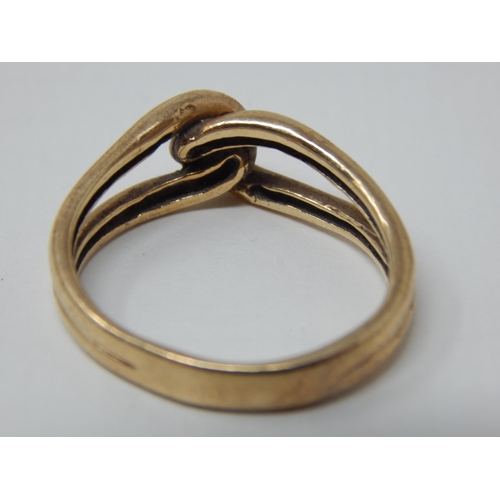 73 - 10ct Yellow Gold Ring of Knot Design: Ring Size Q: Weight 4.7g