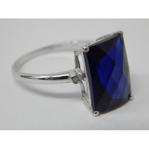 24L - 9ct White Gold Ring Set with a Diamond Either Side of a Large Faceted Blue Gem Stone in Fitted Case.... 