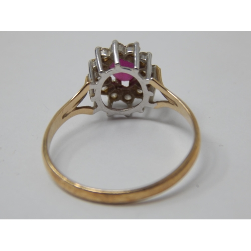 352 - 9ct Yellow Gold gem Set Ring: Size N