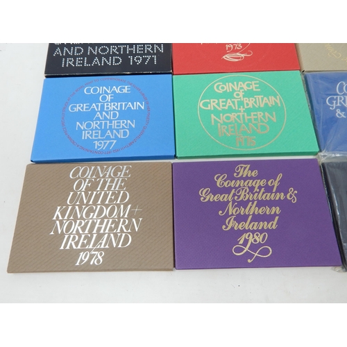 92 - UK Proof Sets 1971, 1973, 1975, 1976, 1977, 1978, 1980, 1981 and 1982 brilliant, about as struck and... 