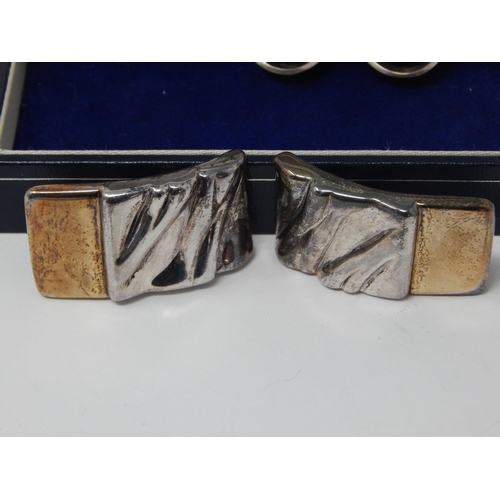 373 - 3 x Pairs of Designer Silver Earrings in Mappin & Webb Case.