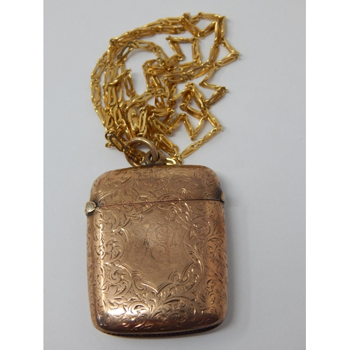 375 - 9ct Yellow Gold Vesta Case with 9ct Yellow Gold Chain: Weight 22g