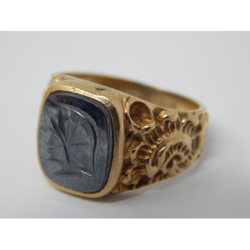 381 - 9ct Yellow Gold Ring Set with an Intaglio Depicting a Roman Warriors Head: Ring Size L. Gross weight... 