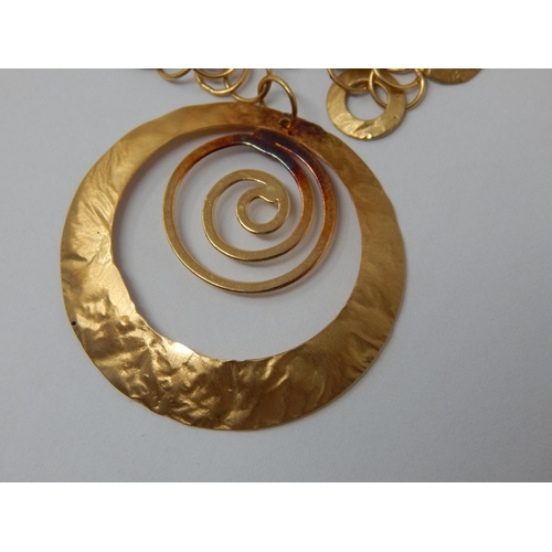 391 - High Carat Gold Circular Pendant on Link Chain. Weight 13.3g