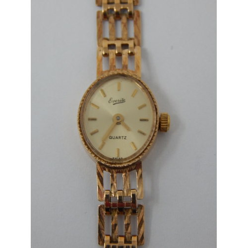 394 - 9ct Yellow Gold Ladies Wristwatch on 9ct Gold Strap: Gross weight 9.8g