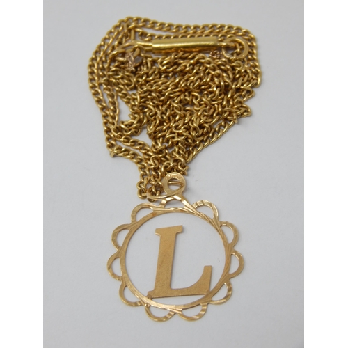 403 - 18ct Yellow Gold Chain with 18ct Gold Pendant: Weight 9.6g