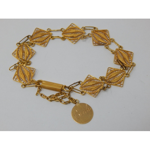 408 - 18ct Yellow Gold Bracelet with Tag 